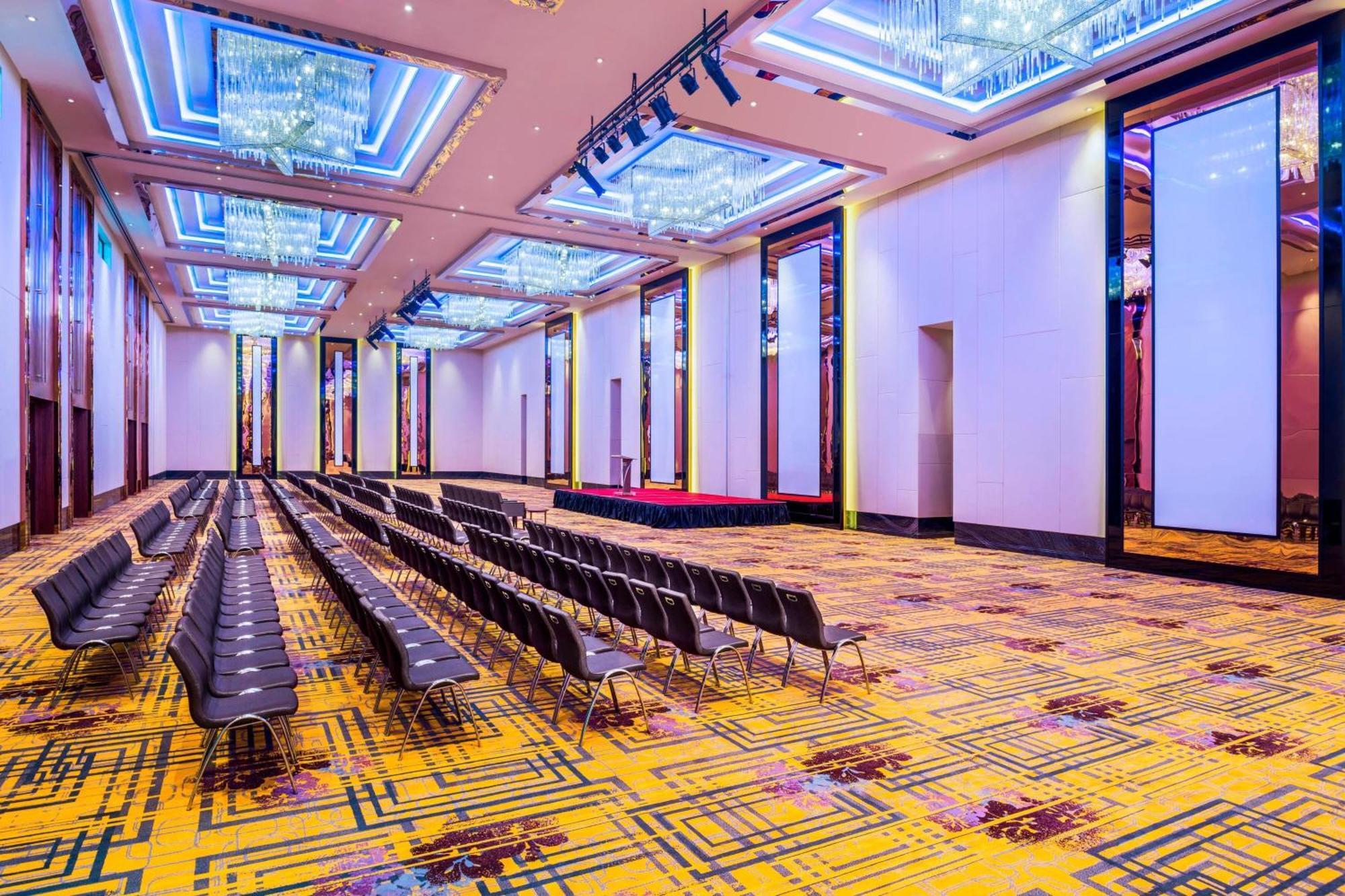 Le Meridien Putrajaya Kültér fotó The Grand Ballroom